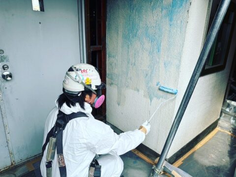 アスベストを除去するために。